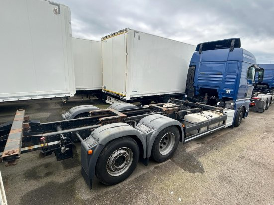 MAN TGX 26.440 XLX 6x2 Liftachse, Euro 6, Motorschaden, engine damage! - Camion porte-conteneur/ Caisse mobile: photos 2 MAN TGX 26.440 XLX 6x2 Liftachse, Euro 6, Motorschaden, engine damage! - Camion porte-conteneur/ Caisse mobile: photos 2