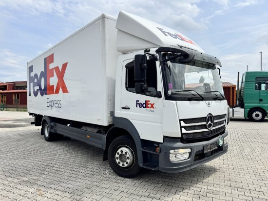 Mercedes-Benz Atego 1524 Koffer mit Hebebühne - Camion fourgon: photos 3 Mercedes-Benz Atego 1524 Koffer mit Hebebühne - Camion fourgon: photos 3