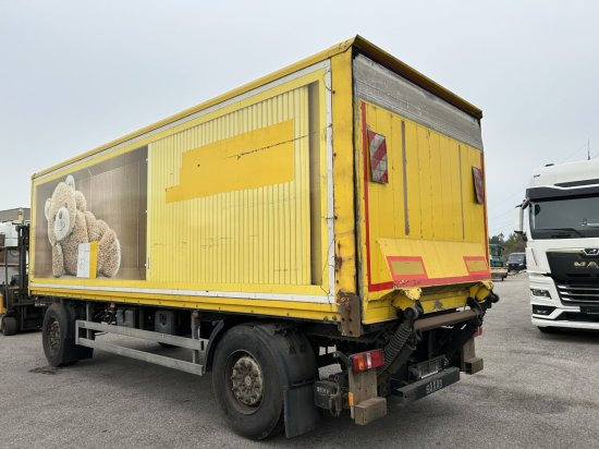 Saxas, Anhängewagen Kofferaufbau mit Hebebühne - Remorque fourgon: photos 4 Saxas, Anhängewagen Kofferaufbau mit Hebebühne - Remorque fourgon: photos 4
