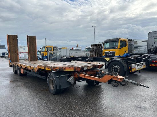 Schwarzmüller G Serie Tieflader - 3-Achs - Remorque porte-engin surbaissée: photos 5 Schwarzmüller G Serie Tieflader - 3-Achs - Remorque porte-engin surbaissée: photos 5