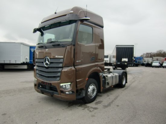 Mercedes-Benz Actros 1848 Gigaspace, Retarder, Standklima Retarder, Mirrow Cam, mehrere Einheiten - Tracteur routier: photos 3 Mercedes-Benz Actros 1848 Gigaspace, Retarder, Standklima Retarder, Mirrow Cam, mehrere Einheiten - Tracteur routier: photos 3