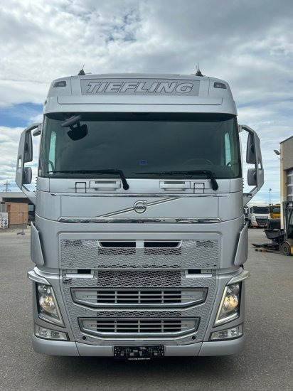 Volvo FH 460, E6 I-Shift, VEB+, Standklima, Schubbodenhydraulik - Tracteur routier: photos 2 Volvo FH 460, E6 I-Shift, VEB+, Standklima, Schubbodenhydraulik - Tracteur routier: photos 2