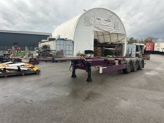 Web Trailer LPRS24 Heckschieber 1x20 ft 2x20 ft 1x40 ft - Semi-remorque porte-conteneur/ Caisse mobile: photos 3 Web Trailer LPRS24 Heckschieber 1x20 ft 2x20 ft 1x40 ft - Semi-remorque porte-conteneur/ Caisse mobile: photos 3