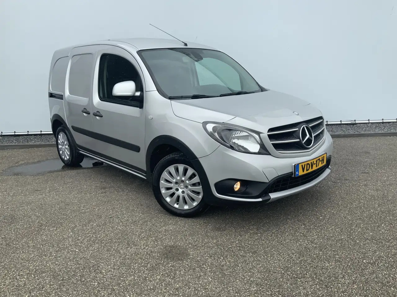 Fourgonnette Mercedes-Benz Citan 109 CDI BlueEFFICIENCY Airco Dub Schuifdeur Cruise: photos 17