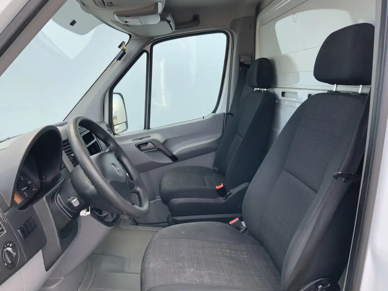 Mercedes-Benz Sprinter 311 2.2 CDI 366 ijsAuto - 40 C. Deuren 10 Euro 6 - Utilitaire frigorifique: photos 4 Mercedes-Benz Sprinter 311 2.2 CDI 366 ijsAuto - 40 C. Deuren 10 Euro 6 - Utilitaire frigorifique: photos 4