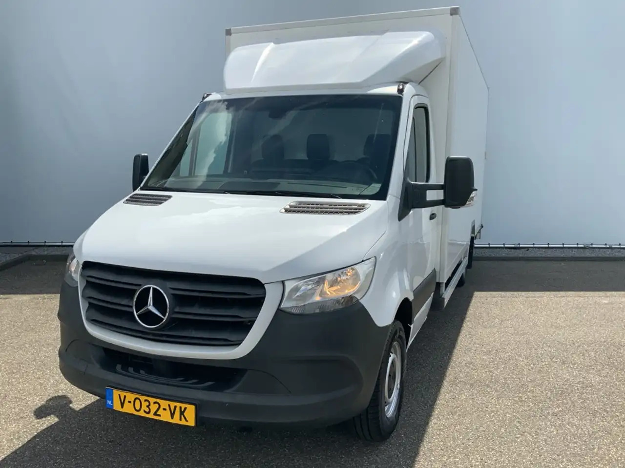 Mercedes-Benz Sprinter 314 2.2 CDI 432 Automaat Meubelbak & Klep Veer Air - Fourgon grand volume: photos 1 Mercedes-Benz Sprinter 314 2.2 CDI 432 Automaat Meubelbak & Klep Veer Air - Fourgon grand volume: photos 1