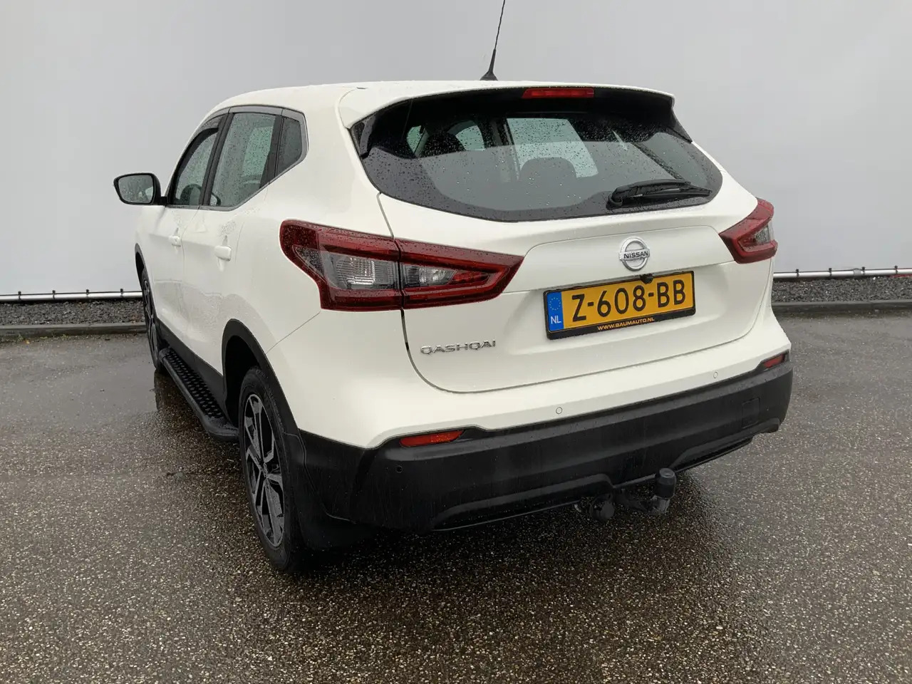 Nissan Qashqai 1.3 DIG-T Visia A SUV Airco Cruise Groot Scherm Na - SUV: photos 3 Nissan Qashqai 1.3 DIG-T Visia A SUV Airco Cruise Groot Scherm Na - SUV: photos 3