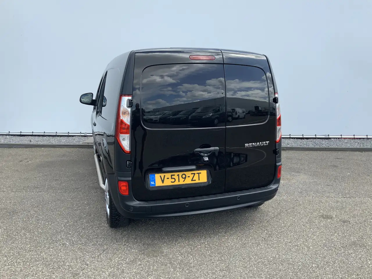 Renault Kangoo 1.5 dCi 90 Energy Comfort Plus .Sortimo Kasten Com - Fourgonnette, Véhicule de voirie/ Spécial: photos 2 Renault Kangoo 1.5 dCi 90 Energy Comfort Plus .Sortimo Kasten Com - Fourgonnette, Véhicule de voirie/ Spécial: photos 2
