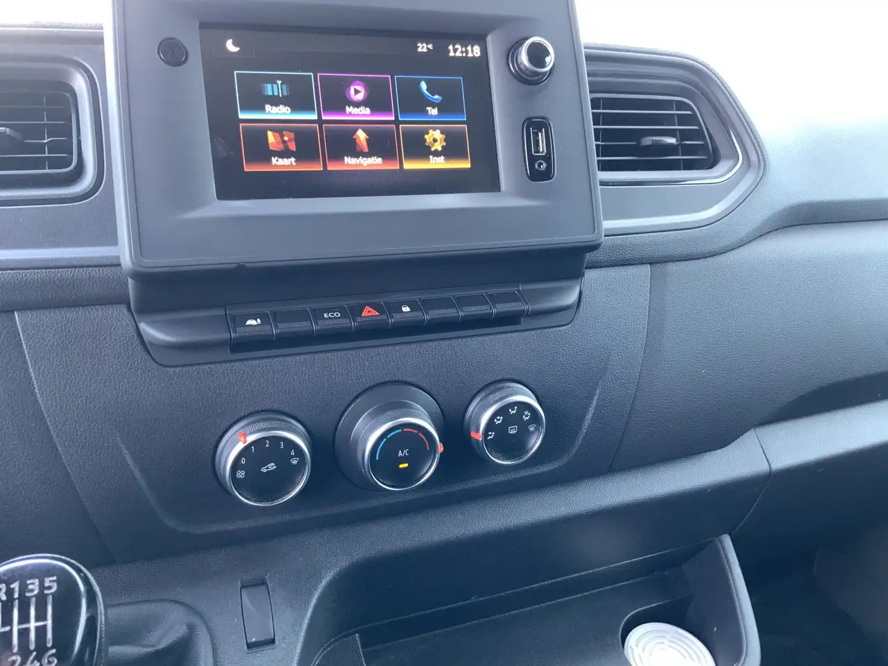 Renault Master T35 2.3 dCi 135 L2H2 Airco Cruise Navi Side Bar Ca - Fourgon utilitaire: photos 5 Renault Master T35 2.3 dCi 135 L2H2 Airco Cruise Navi Side Bar Ca - Fourgon utilitaire: photos 5