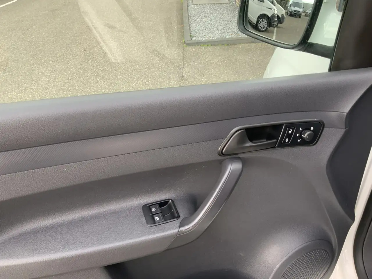 Volkswagen Caddy BENZINE !!! 1.2 TSI Airco Side Bar Alu Velg Trekha — crédit-bail Volkswagen Caddy BENZINE !!! 1.2 TSI Airco Side Bar Alu Velg Trekha: photos 6 Volkswagen Caddy BENZINE !!! 1.2 TSI Airco Side Bar Alu Velg Trekha — crédit-bail Volkswagen Caddy BENZINE !!! 1.2 TSI Airco Side Bar Alu Velg Trekha: photos 6