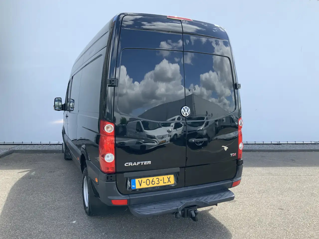 Volkswagen Crafter 35 2.0 TDI L2H2 Airco Cruise Trekhaak 3500 kg weba - Fourgon utilitaire: photos 3 Volkswagen Crafter 35 2.0 TDI L2H2 Airco Cruise Trekhaak 3500 kg weba - Fourgon utilitaire: photos 3