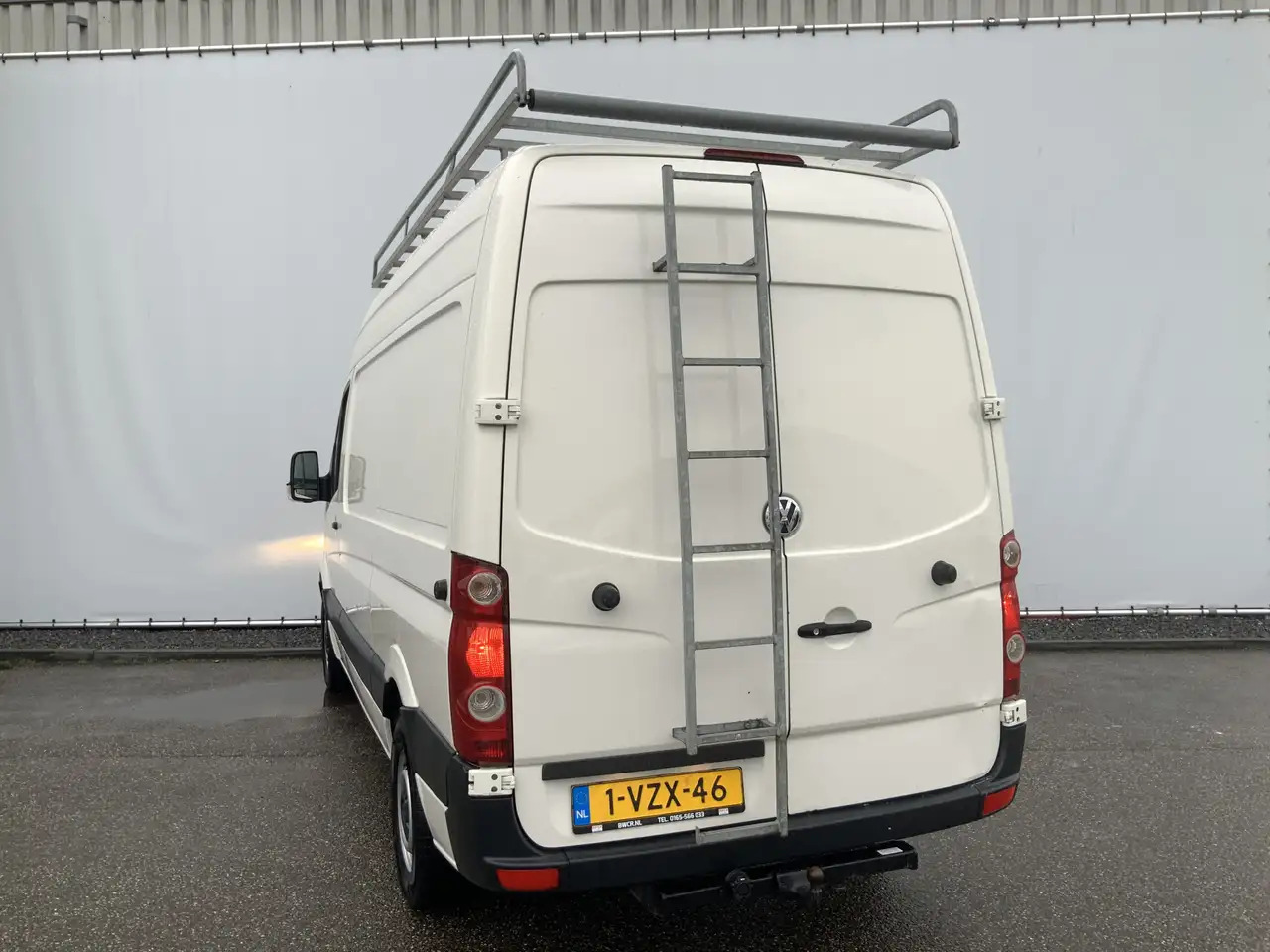 Volkswagen Crafter 50 2.5 TDI L2H2 Airco 3 Zits Imperiaal&Trap Trekha - Fourgon utilitaire: photos 2 Volkswagen Crafter 50 2.5 TDI L2H2 Airco 3 Zits Imperiaal&Trap Trekha - Fourgon utilitaire: photos 2