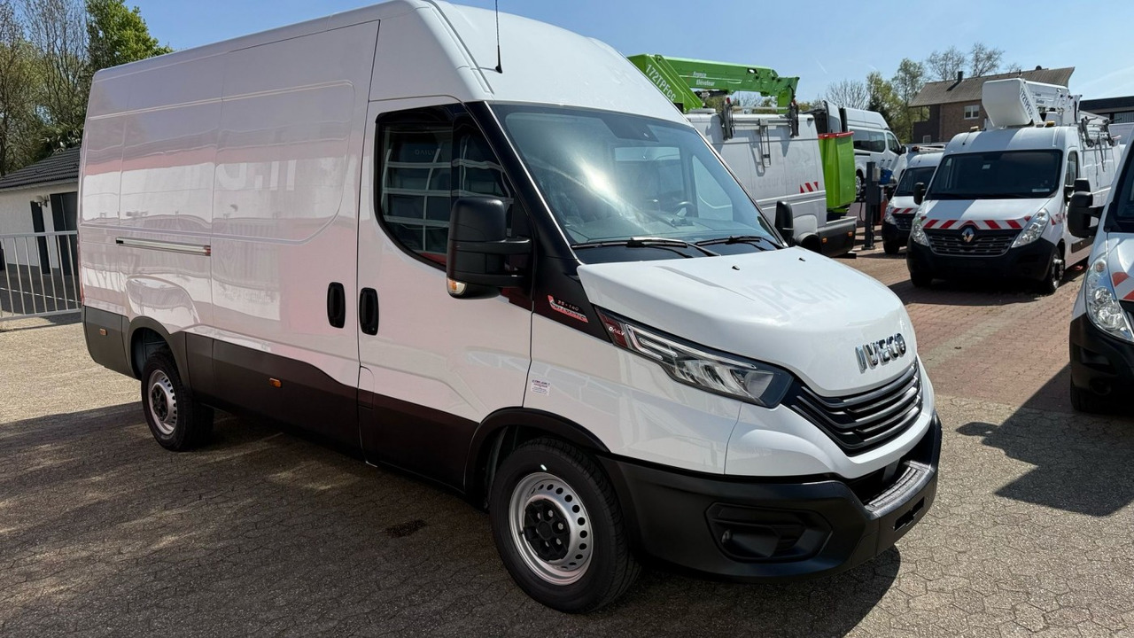 Iveco Daily 35S14 Transporter Kastenwagen L3H2 - Fourgon utilitaire: photos 3 Iveco Daily 35S14 Transporter Kastenwagen L3H2 - Fourgon utilitaire: photos 3