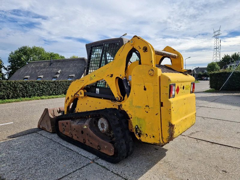 Bobcat T190 rupsschranklader - Mini chargeuse: photos 4 Bobcat T190 rupsschranklader - Mini chargeuse: photos 4