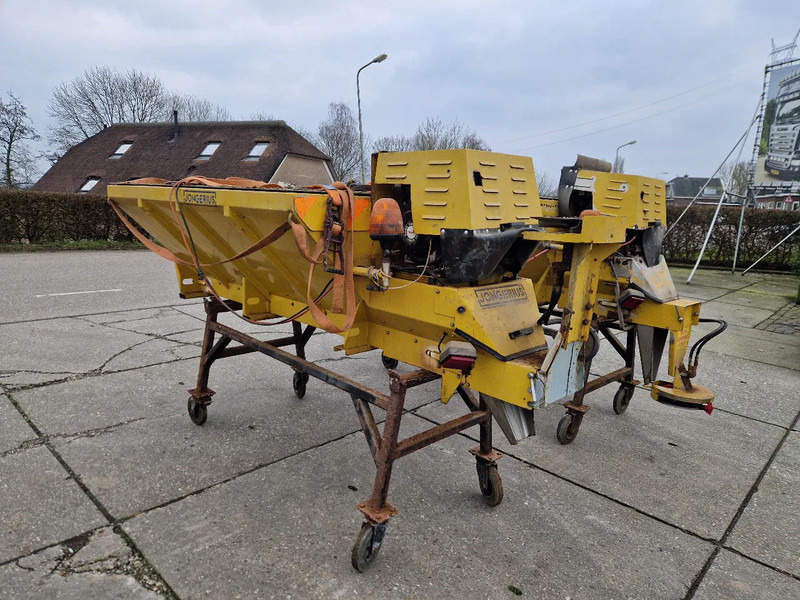 Jongerius 1000 droog zout strooier zo uit het werk! - Epandeur de sable: photos 3 Jongerius 1000 droog zout strooier zo uit het werk! - Epandeur de sable: photos 3