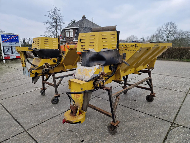 Jongerius 1000 droog zout strooier zo uit het werk! - Epandeur de sable: photos 2 Jongerius 1000 droog zout strooier zo uit het werk! - Epandeur de sable: photos 2