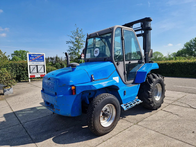 Manitou MC50 ruwterreinheftruck met sideshift - Chariot tout terrain: photos 3 Manitou MC50 ruwterreinheftruck met sideshift - Chariot tout terrain: photos 3