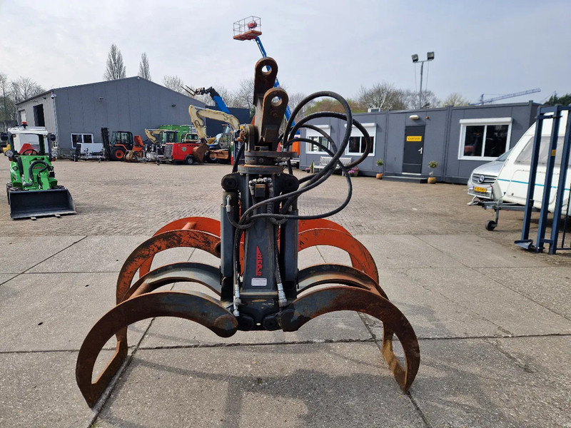 O & K en Atlas hydraulische bomenklemmen - Grappin pour Matériel forestier: photos 4 O & K en Atlas hydraulische bomenklemmen - Grappin pour Matériel forestier: photos 4