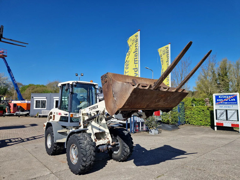 Terex TL80 in nette staat - Chargeuse sur pneus: photos 3 Terex TL80 in nette staat - Chargeuse sur pneus: photos 3