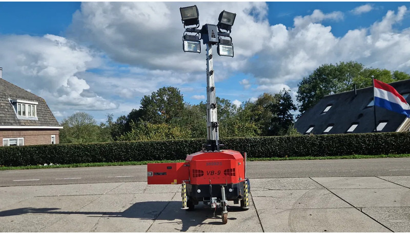 Tower Light VB9 mobiele lichtmast 9m. hoog - Mat d'éclairage: photos 1 Tower Light VB9 mobiele lichtmast 9m. hoog - Mat d'éclairage: photos 1