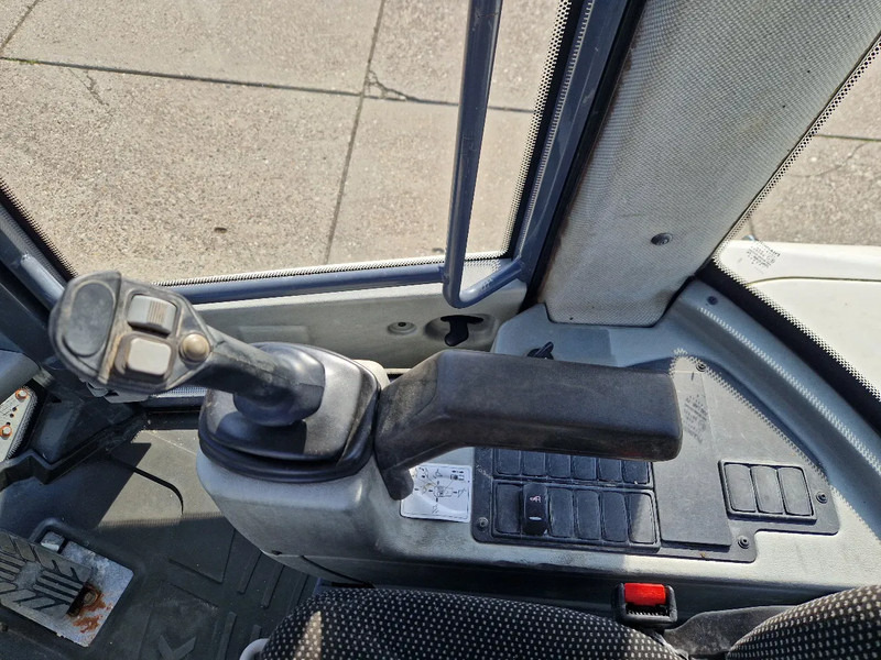 Chargeuse sur pneus Yanmar / Terex TL80 in nette staat 2017: photos 13