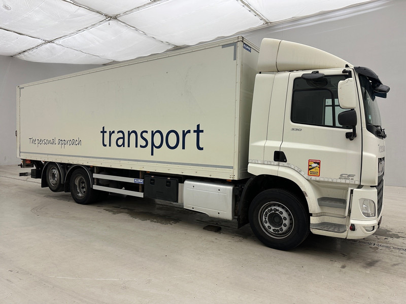 DAF CF 330 - 6x2 - Camion fourgon: photos 3 DAF CF 330 - 6x2 - Camion fourgon: photos 3