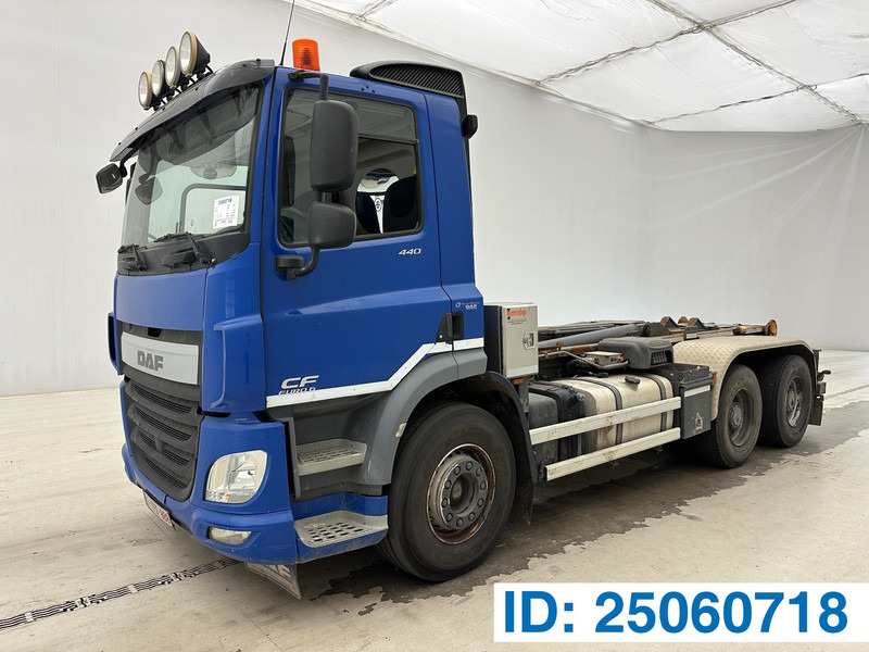 DAF CF 440 - 6x4 - Camion ampliroll: photos 1 DAF CF 440 - 6x4 - Camion ampliroll: photos 1