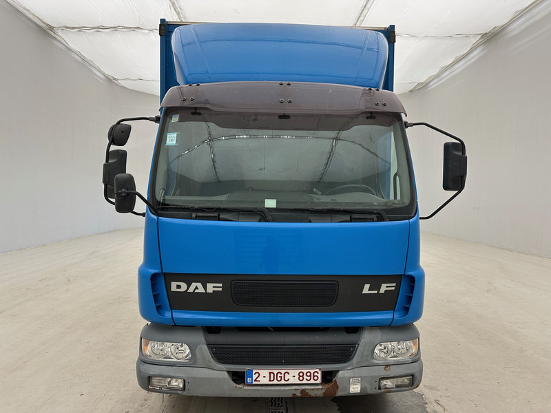 DAF LF45.150 - Camion à rideaux coulissants: photos 2 DAF LF45.150 - Camion à rideaux coulissants: photos 2