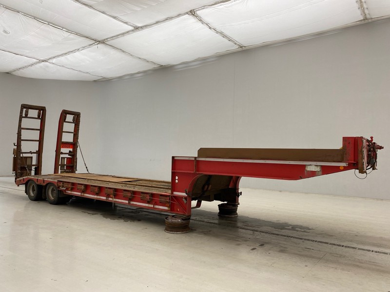 GHEYSEN & VERPOORT Low bed trailer - Semi-remorque surbaissé: photos 4 GHEYSEN & VERPOORT Low bed trailer - Semi-remorque surbaissé: photos 4
