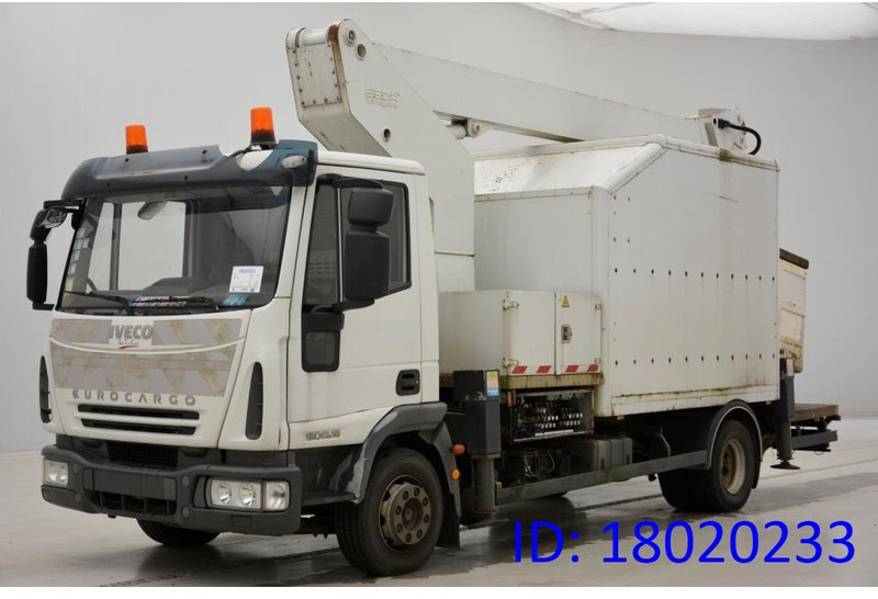 Iveco Eurocargo 120E18* - Camion avec nacelle: photos 1 Iveco Eurocargo 120E18* - Camion avec nacelle: photos 1
