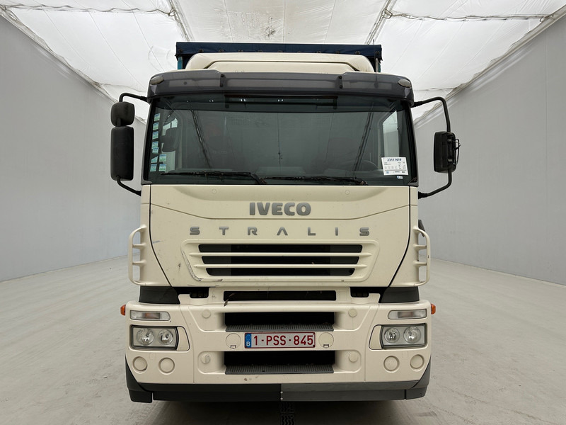 Iveco Stralis 270 - 6x2* - Camion à rideaux coulissants: photos 2 Iveco Stralis 270 - 6x2* - Camion à rideaux coulissants: photos 2