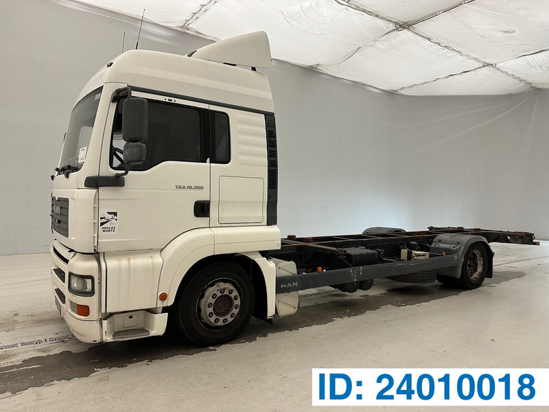MAN TGA 18.390* - Camion porte-conteneur/ Caisse mobile: photos 1 MAN TGA 18.390* - Camion porte-conteneur/ Caisse mobile: photos 1