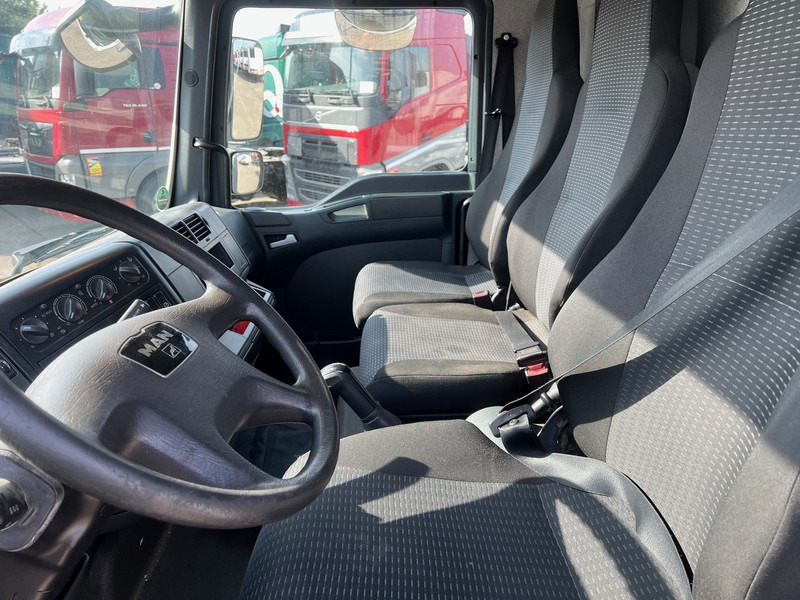 Camion fourgon MAN TGL8.180: photos 8