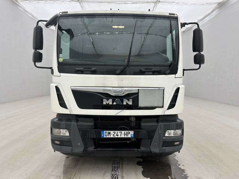 MAN TGM 26.340 - 6x2* - Camion citerne: photos 2 MAN TGM 26.340 - 6x2* - Camion citerne: photos 2