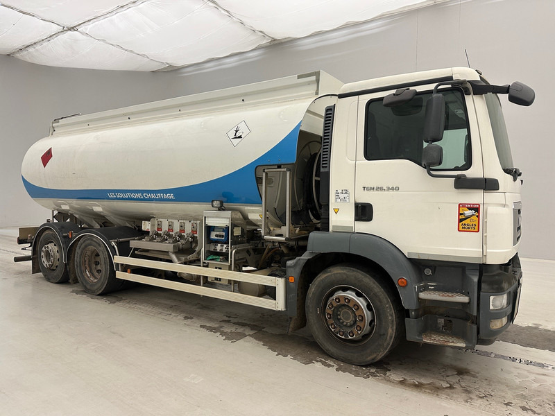 MAN TGM 26.340 - 6x2 - Camion citerne: photos 3 MAN TGM 26.340 - 6x2 - Camion citerne: photos 3