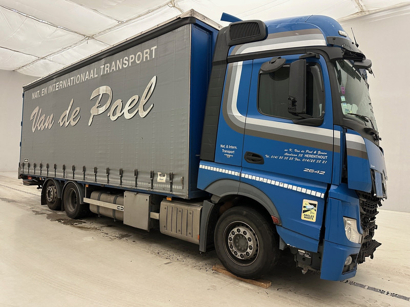 Mercedes-Benz Actros 2642 - 6x2 - Camion à rideaux coulissants: photos 3 Mercedes-Benz Actros 2642 - 6x2 - Camion à rideaux coulissants: photos 3