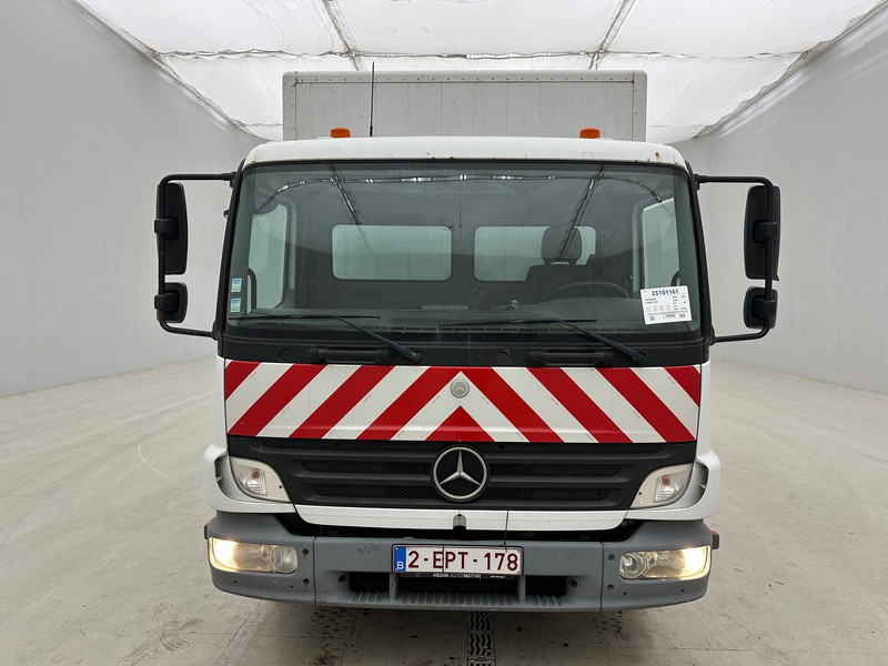 Mercedes-Benz Atego 1018 - Camion fourgon: photos 2 Mercedes-Benz Atego 1018 - Camion fourgon: photos 2