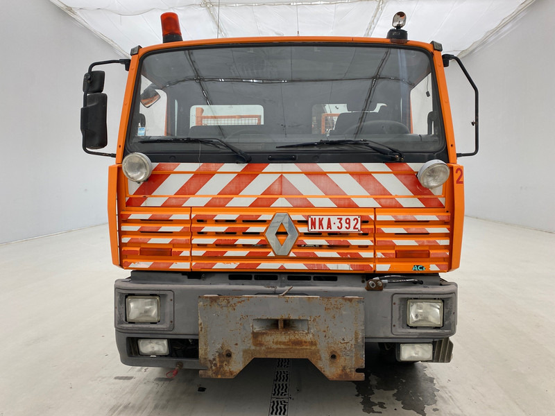 Renault G210 - Camion benne, Camion grue: photos 2 Renault G210 - Camion benne, Camion grue: photos 2