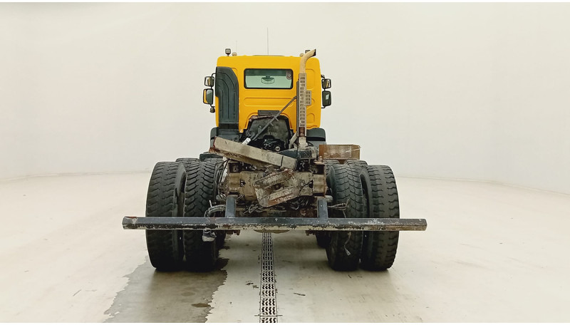 Renault Kerax 410 DXi - 8x4 - Châssis cabine: photos 5 Renault Kerax 410 DXi - 8x4 - Châssis cabine: photos 5