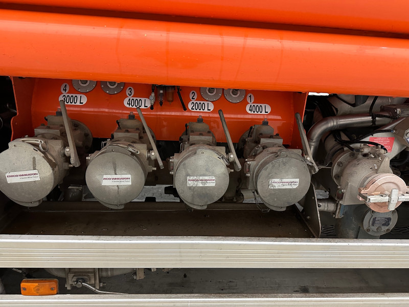 Renault Premium 340 DXi - Camion citerne: photos 4 Renault Premium 340 DXi - Camion citerne: photos 4