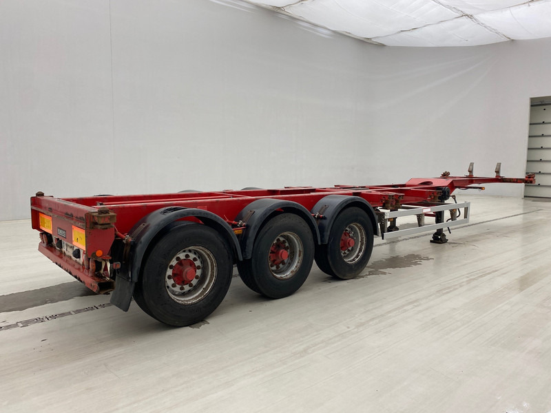 Renders Skelet 20-30-40 ft - Semi-remorque porte-conteneur/ Caisse mobile: photos 4 Renders Skelet 20-30-40 ft - Semi-remorque porte-conteneur/ Caisse mobile: photos 4