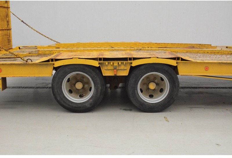 SERMA Low bed trailer - Semi-remorque surbaissé: photos 4 SERMA Low bed trailer - Semi-remorque surbaissé: photos 4