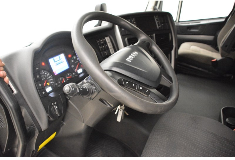 Tracteur routier Iveco Stralis AS440S40 LNG Natural Power: photos 12