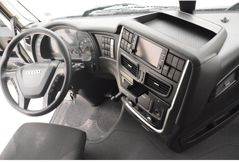 Tracteur routier Iveco Stralis AS440S40 LNG Natural Power: photos 10