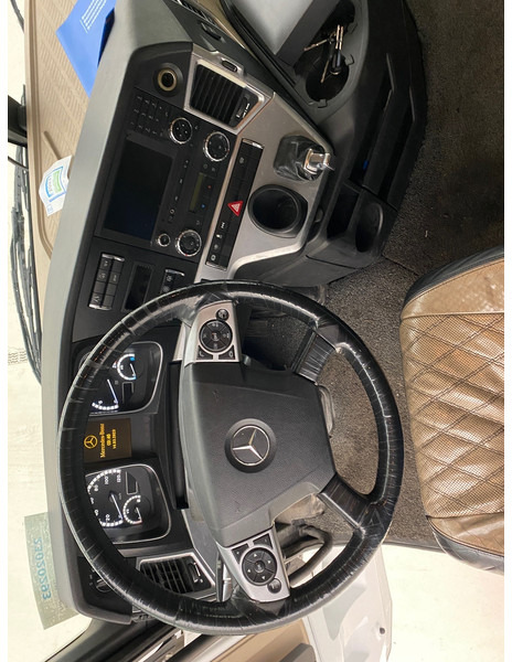 Tracteur routier Mercedes-Benz Actros 1942: photos 10