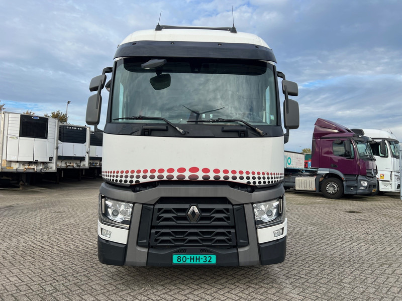 Renault T 460 - Tracteur routier: photos 2 Renault T 460 - Tracteur routier: photos 2