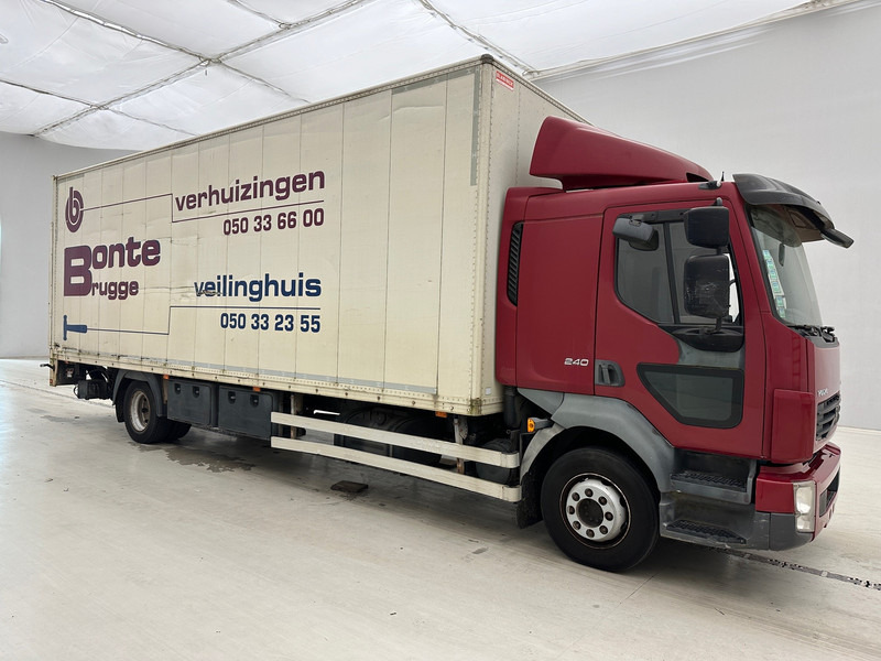 Volvo FL 240 - Camion fourgon: photos 3 Volvo FL 240 - Camion fourgon: photos 3