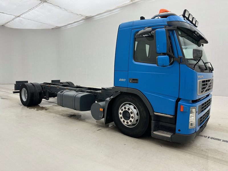 Volvo FM9.260* - Châssis cabine: photos 3 Volvo FM9.260* - Châssis cabine: photos 3