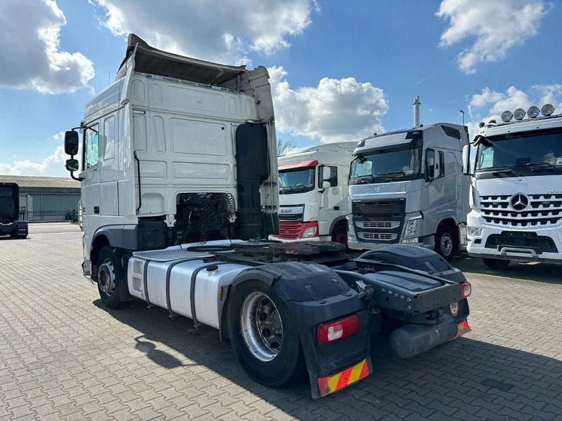 DAF XF 460 Spacecab Euro 6 - Tracteur routier: photos 3 DAF XF 460 Spacecab Euro 6 - Tracteur routier: photos 3