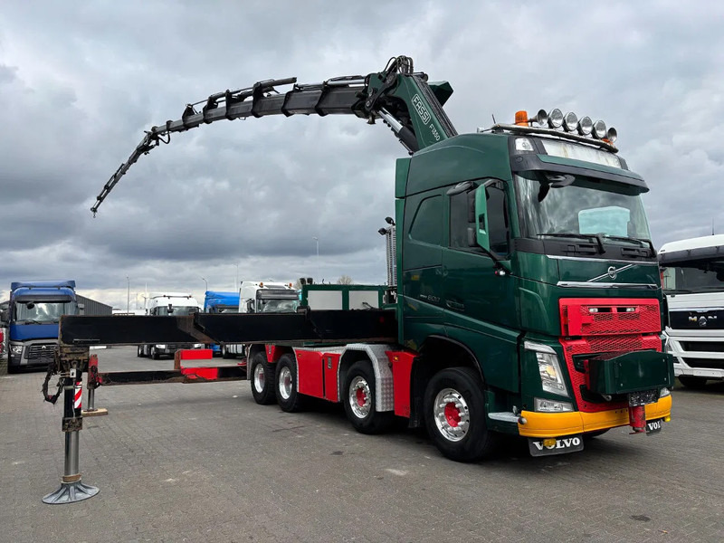 Volvo FH 500 8X4 Euro 6 Fassi 1350 + Fly jib - Camion grue: photos 2 Volvo FH 500 8X4 Euro 6 Fassi 1350 + Fly jib - Camion grue: photos 2